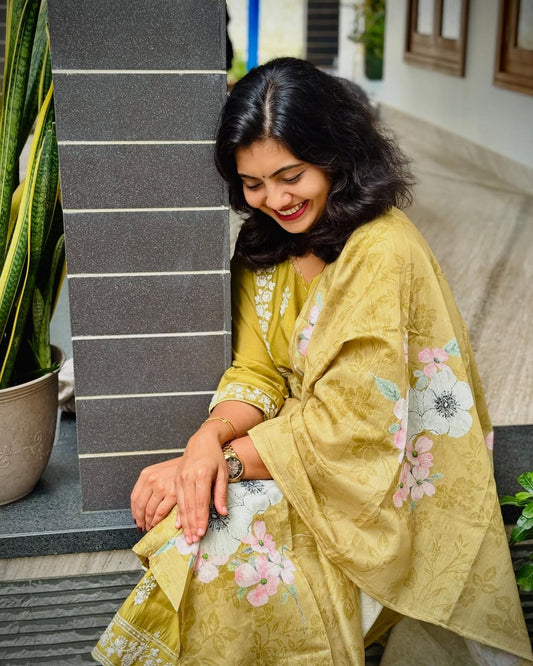 Green Thread Work Kurta with Pant & Dupatta
