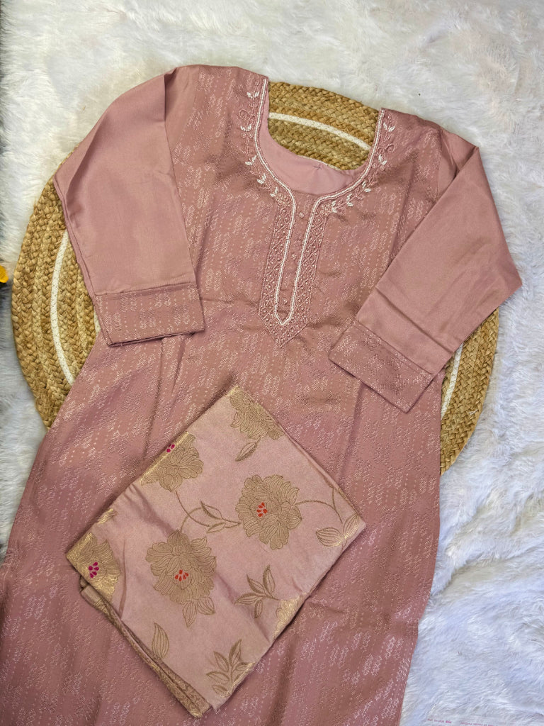 Blush Gold - Kurta set with dupatta